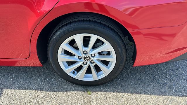 Used 2024 Toyota Camry LE image 6