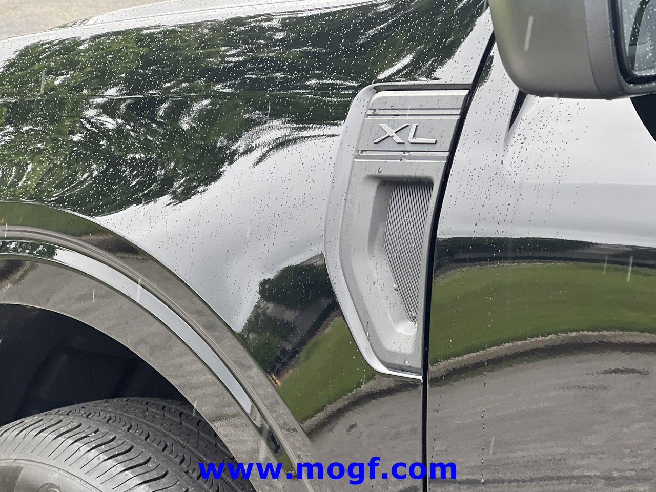 Certified 2024 Ford Maverick XL FWD image 29