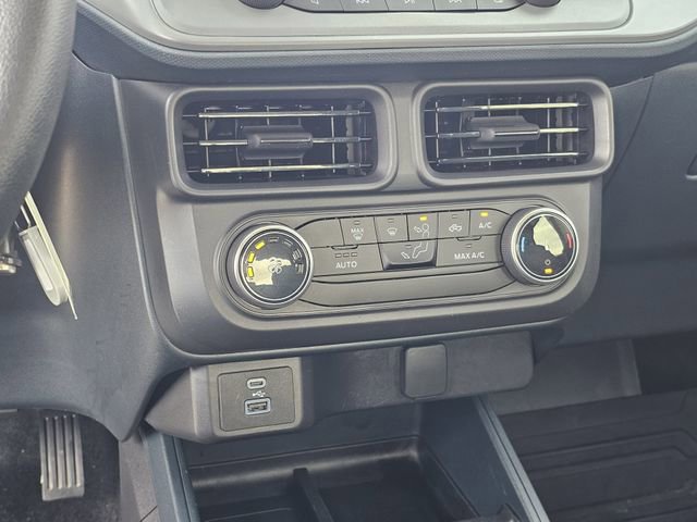 Certified 2024 Ford Maverick XL image 19