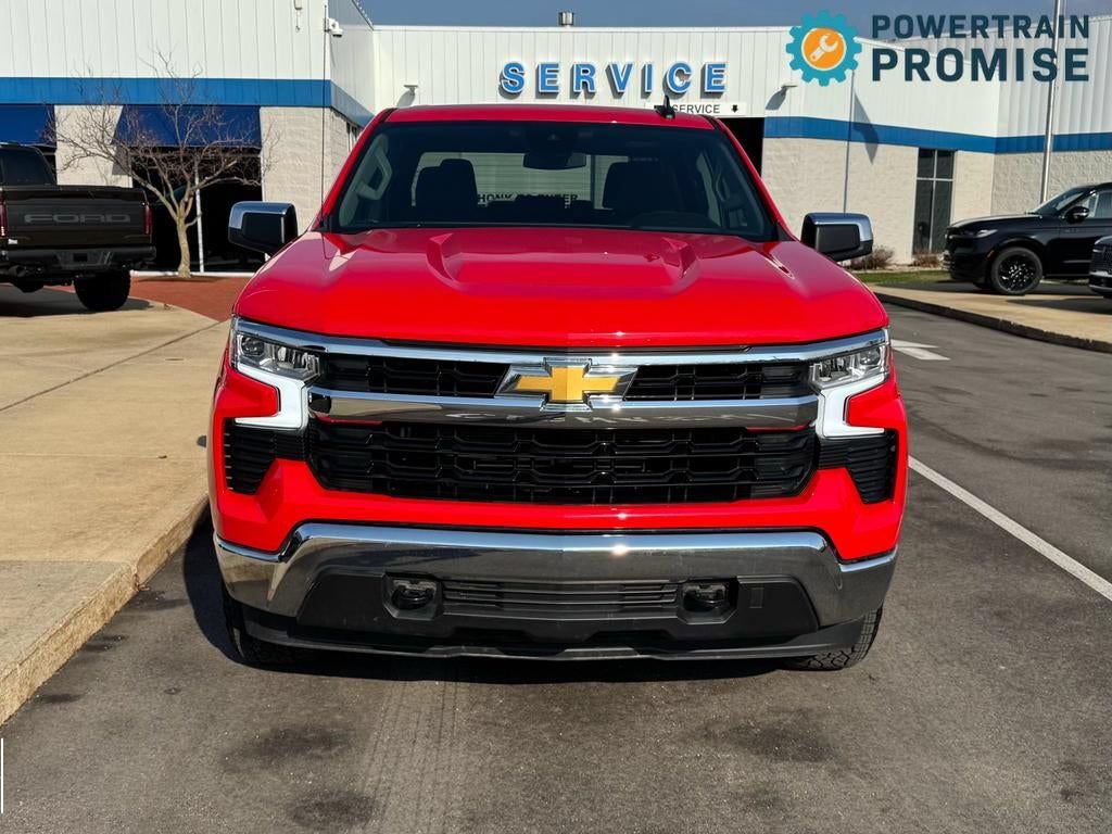 Used 2023 Chevrolet Silverado 1500 LT AWD/4WD image 2