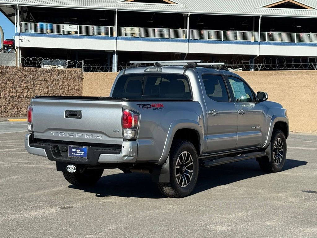 Used 2022 Toyota Tacoma TRD Sport image 4