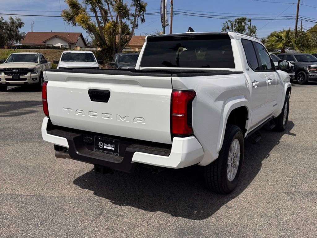 Used 2025 Toyota Tacoma SR5 image 12