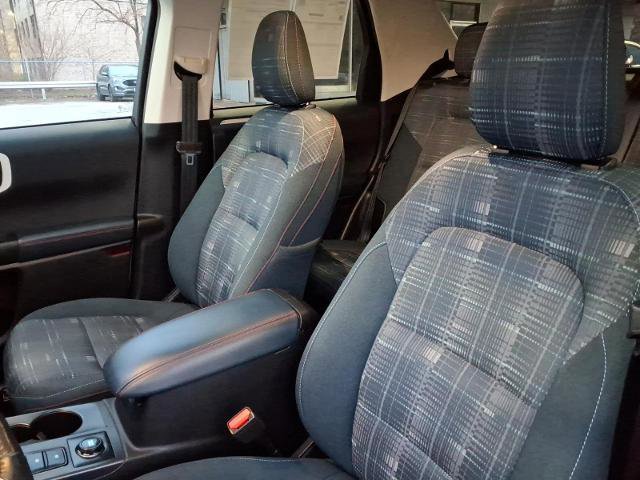 Certified 2023 Ford Bronco Sport Heritage w/ Heritage Convenience Package AWD/4WD image 12
