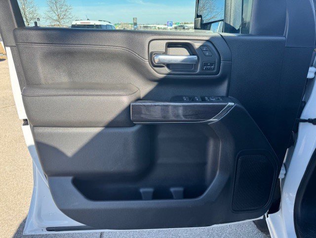 Used 2023 Chevrolet Silverado 2500 LTZ image 11