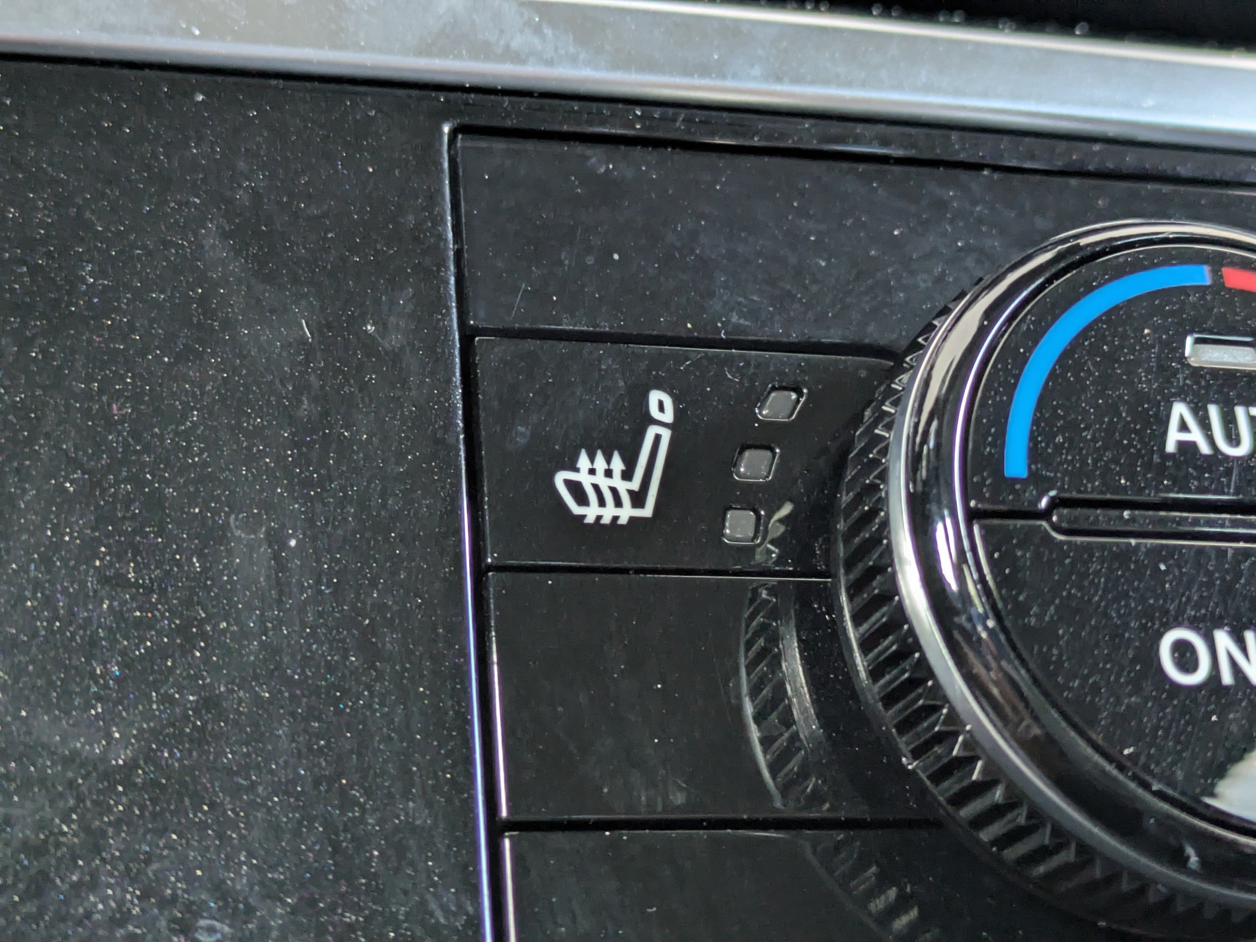 Used 2025 Nissan Pathfinder SV AWD/4WD image 25