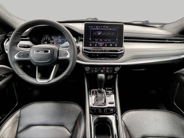 Used 2024 Jeep Compass Limited AWD/4WD image 9