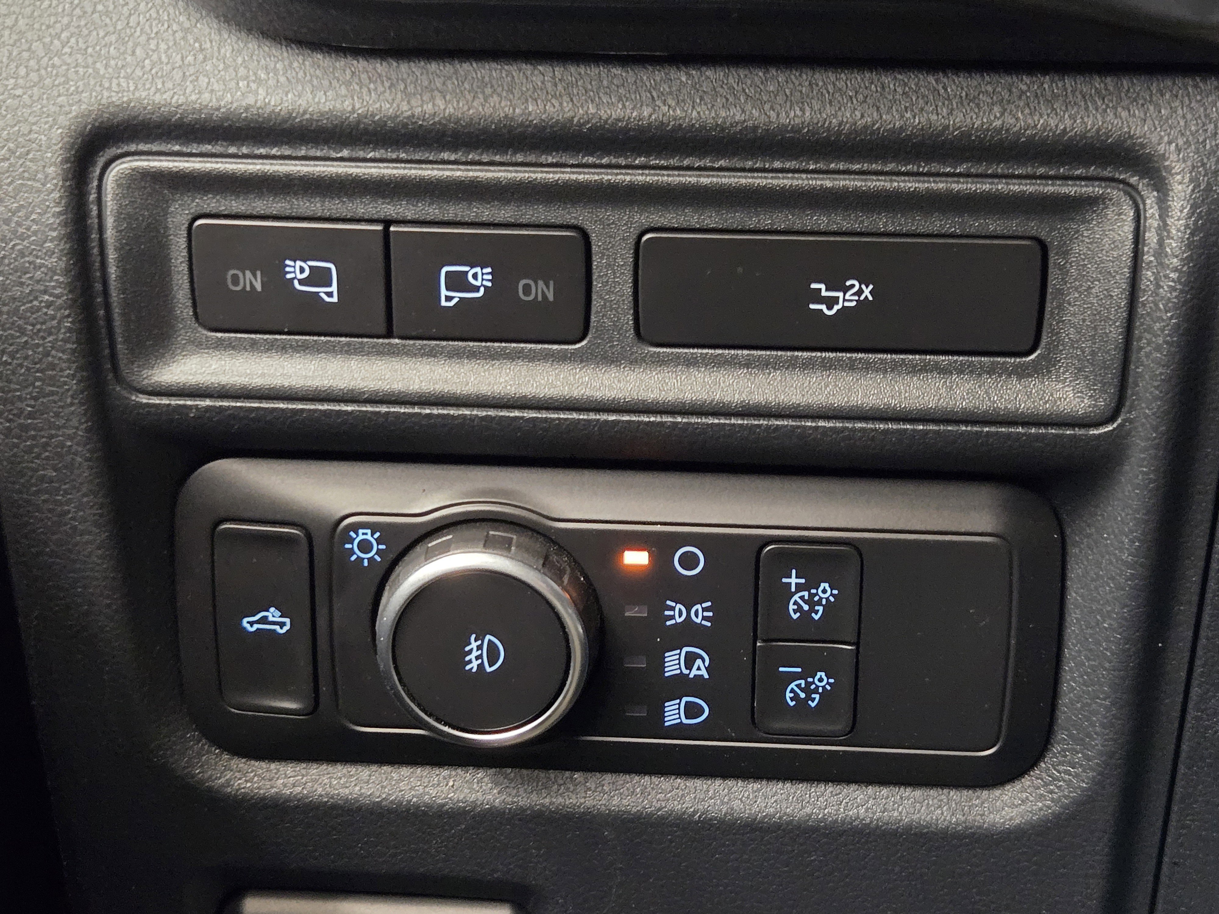 Certified 2022 Ford F150 XLT w/ Equipment Group 302A High image 29