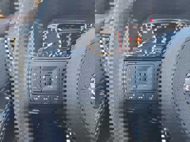 Used 2023 Nissan Rogue SV image 19