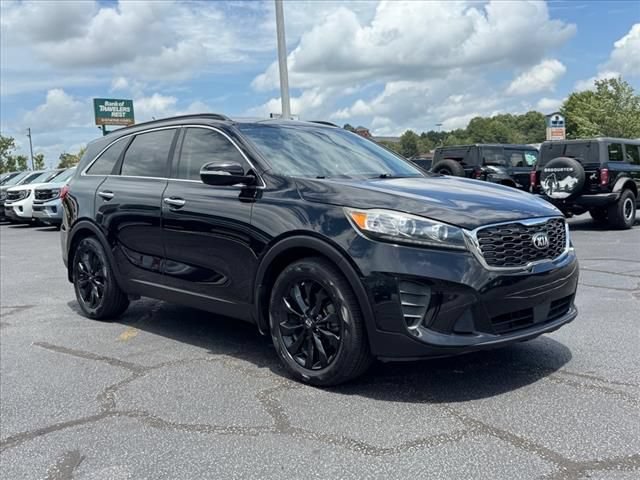 Used 2020 Kia Sorento S FWD image 2
