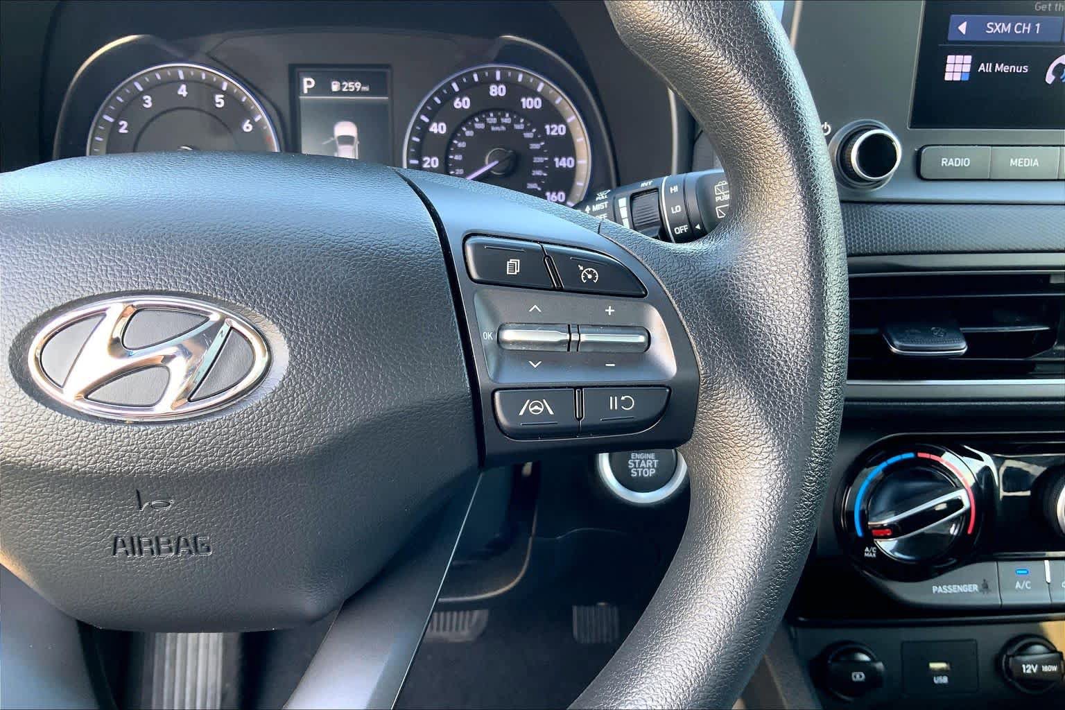 Used 2022 Hyundai Kona SEL FWD image 25