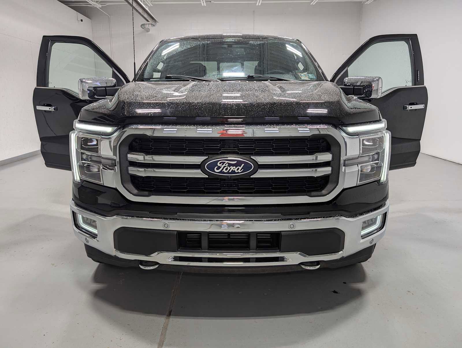 Certified 2024 Ford F150 Lariat w/ Tow/Haul Package AWD/4WD image 16