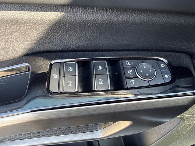 Used 2025 Nissan Pathfinder Platinum w/ Cargo Package AWD/4WD image 27