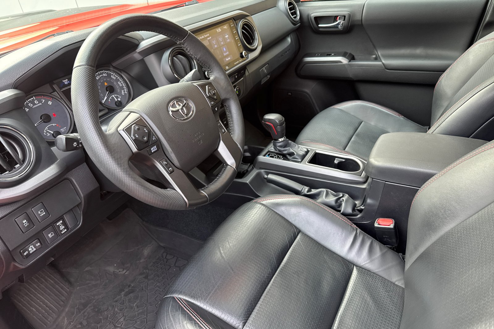 Used 2023 Toyota Tacoma TRD Pro AWD/4WD image 10