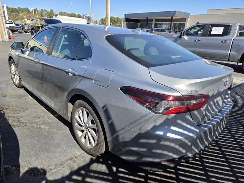 Used 2023 Toyota Camry LE FWD image 2