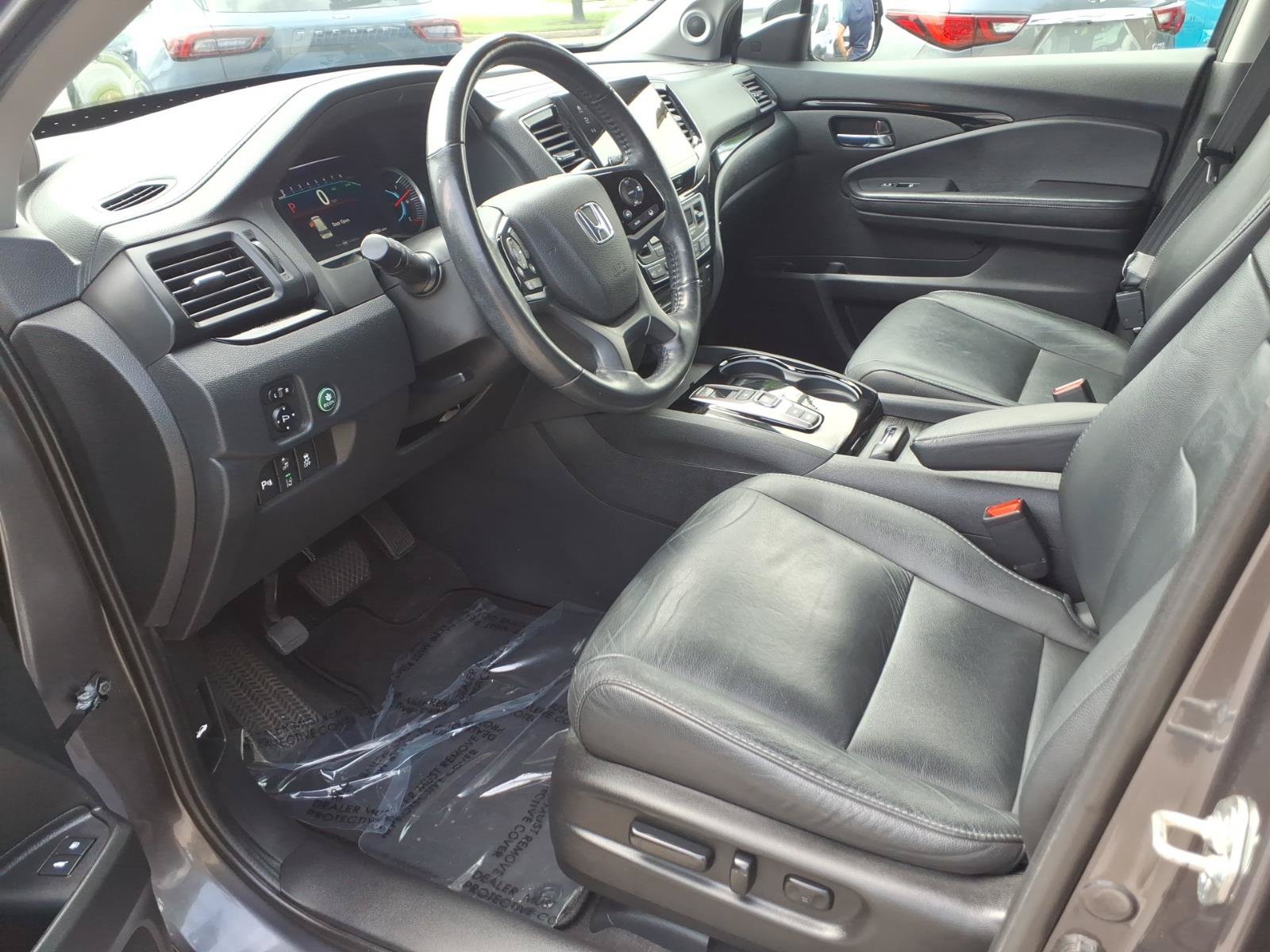 Used 2019 Honda Pilot Touring image 10