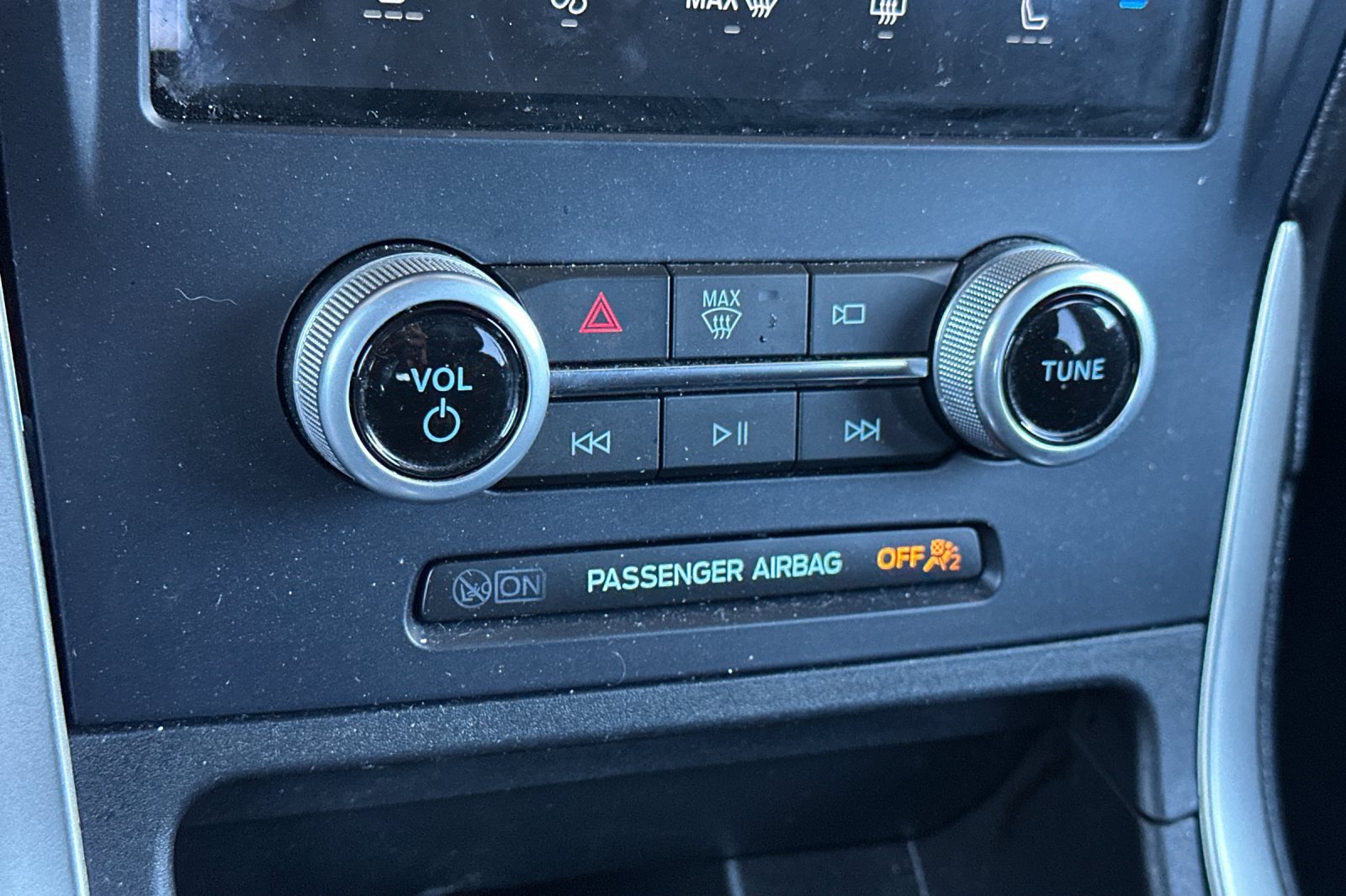 Certified 2023 Ford Edge ST-Line AWD/4WD image 19