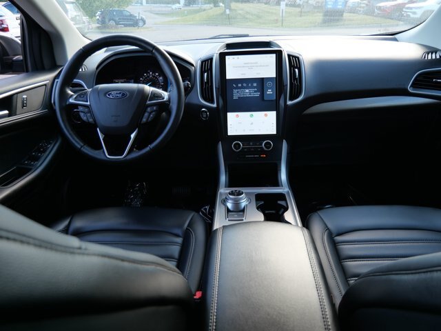 Certified 2024 Ford Edge SEL w/ Convenience Package AWD/4WD image 19