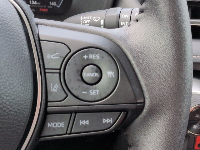 Used 2025 Toyota RAV4 Limited FWD image 26