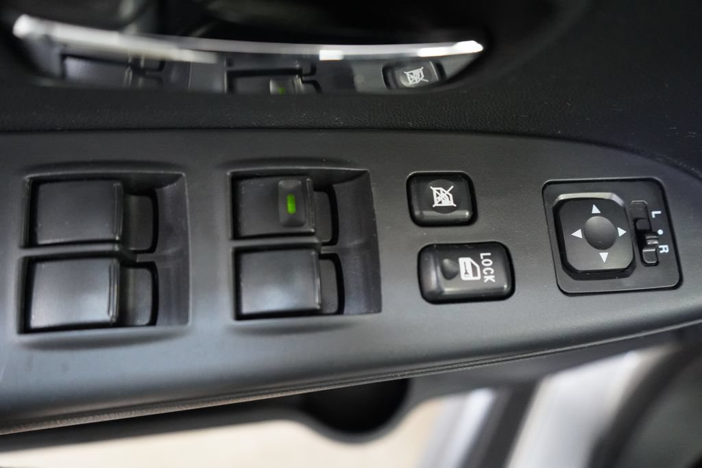 Used 2025 Mitsubishi Outlander Sport ES AWD/4WD image 28