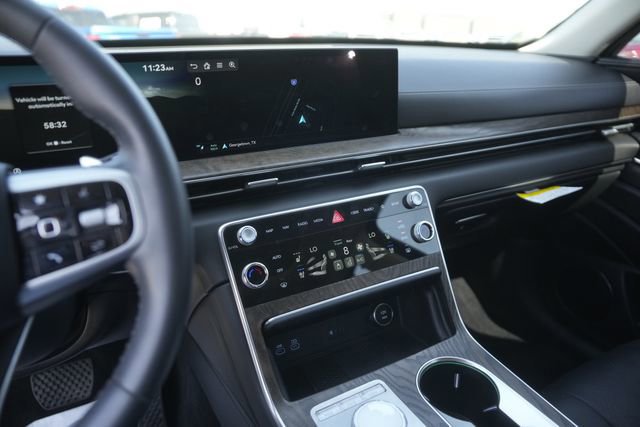 Used 2025 Genesis GV80 2.5T Prestige image 26