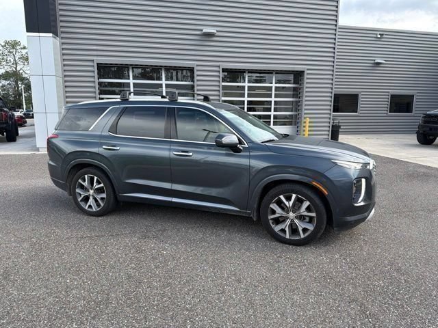 Used 2021 Hyundai Palisade Limited FWD image 2