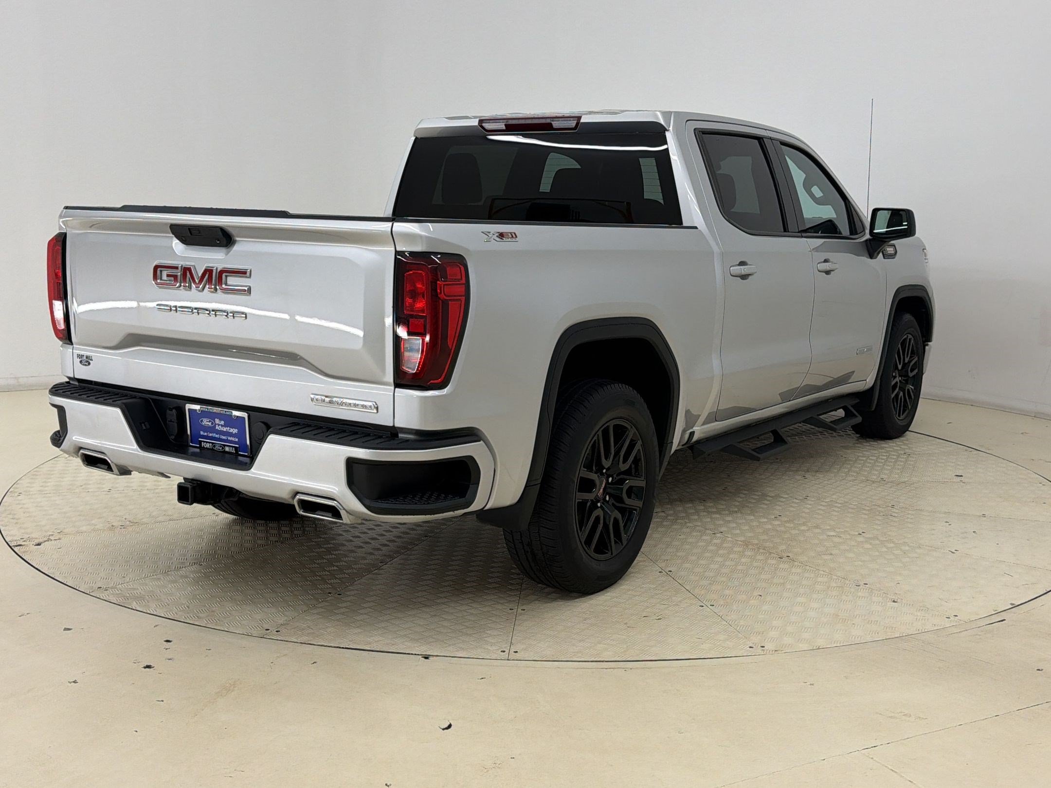 Used 2021 GMC Sierra 1500 Elevation AWD/4WD image 9