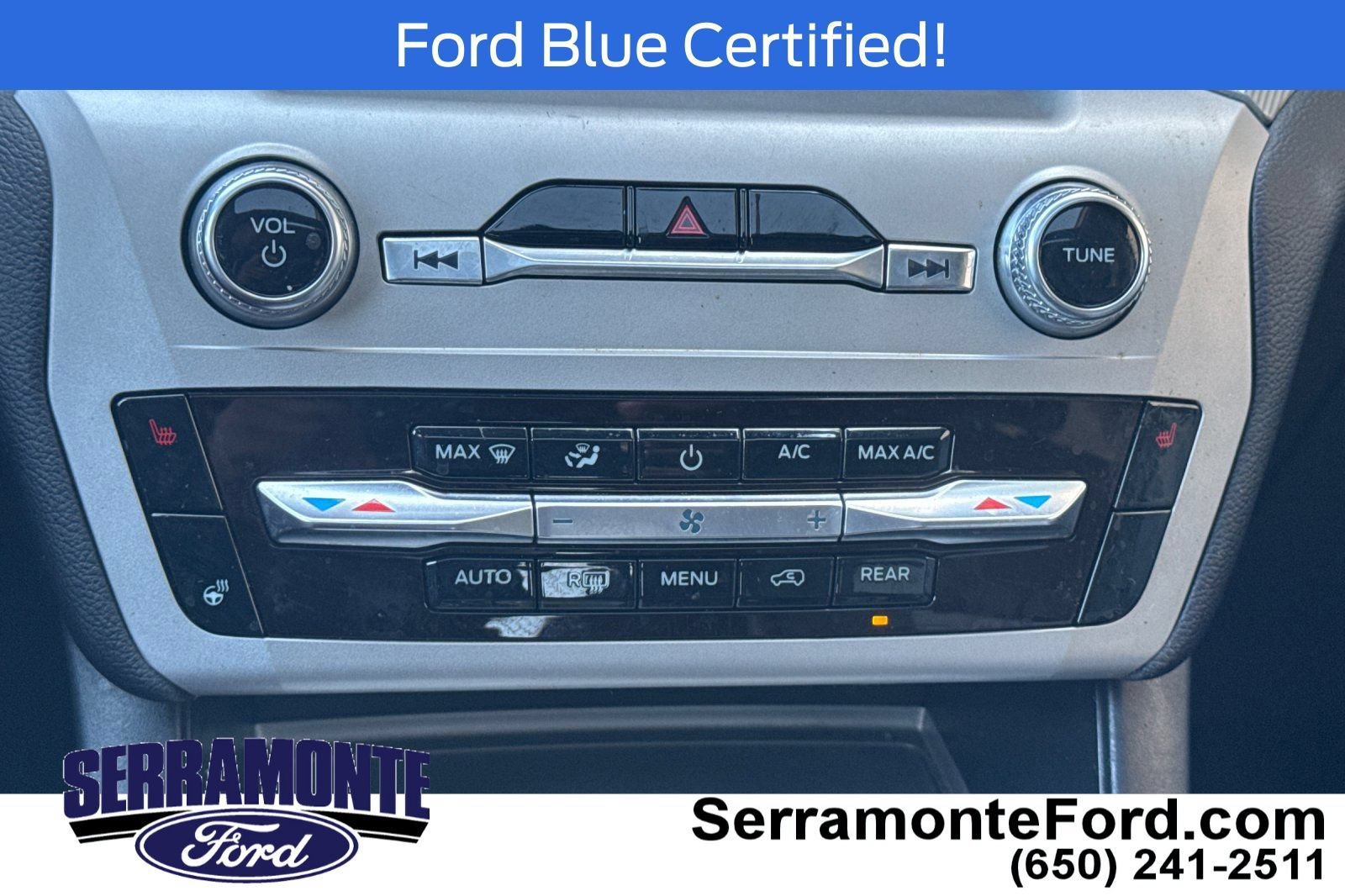 Certified 2022 Ford Explorer XLT w/ Equipment Group 202A AWD/4WD image 24