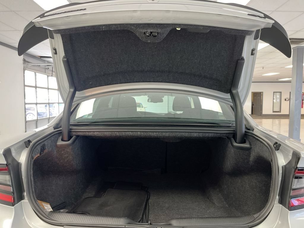 Used 2023 Dodge Charger GT w/ Blacktop Package RWD image 11