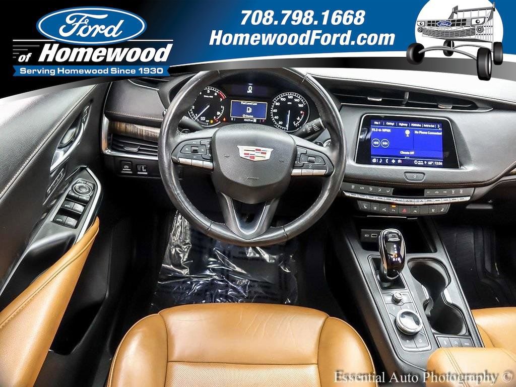 Used 2022 Cadillac XT4 Premium Luxury w/ Enhanced Visibility Package image 12