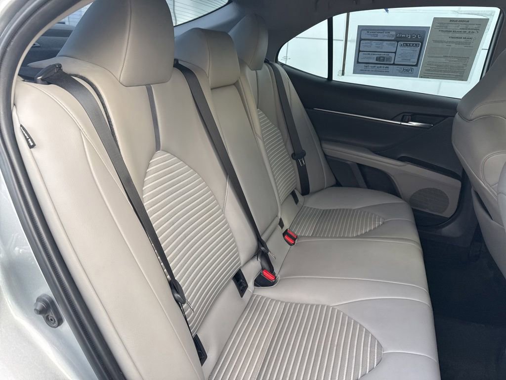 Used 2022 Toyota Camry SE image 28