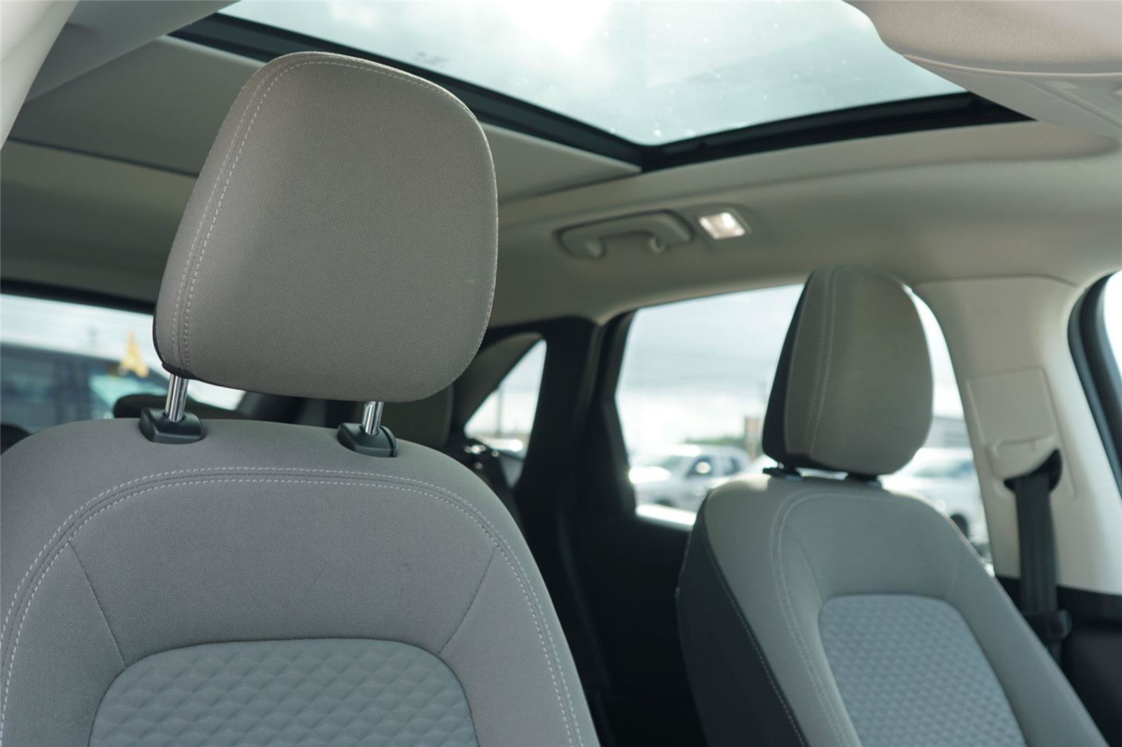 Certified 2022 Ford Escape SE w/ Convenience Package FWD image 30