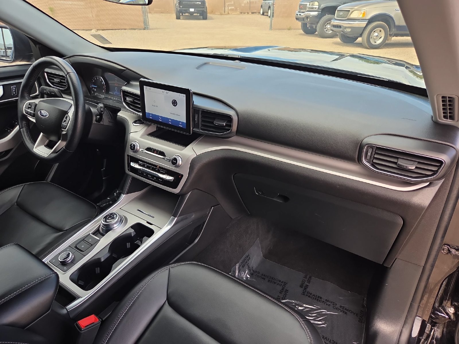 Certified 2023 Ford Explorer XLT w/ Equipment Group 202A AWD/4WD image 28