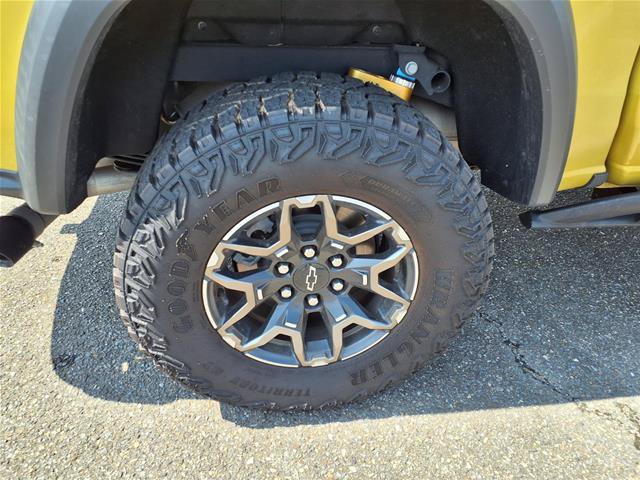 Used 2023 Chevrolet Colorado ZR2 w/ ZR2 Convenience Package III AWD/4WD image 12