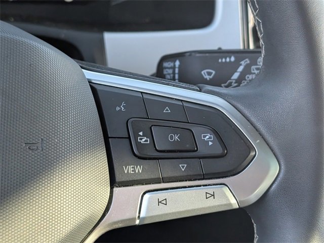 Used 2022 Volkswagen Atlas Cross Sport SE image 19