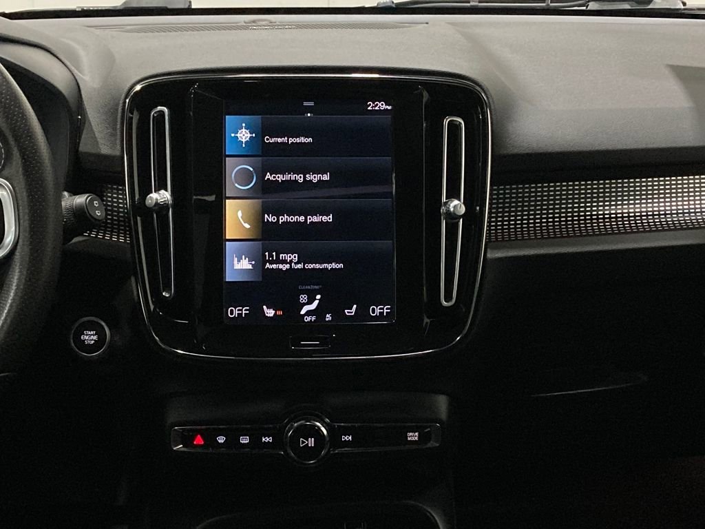 Used 2021 Volvo XC40 T5 R-Design image 20