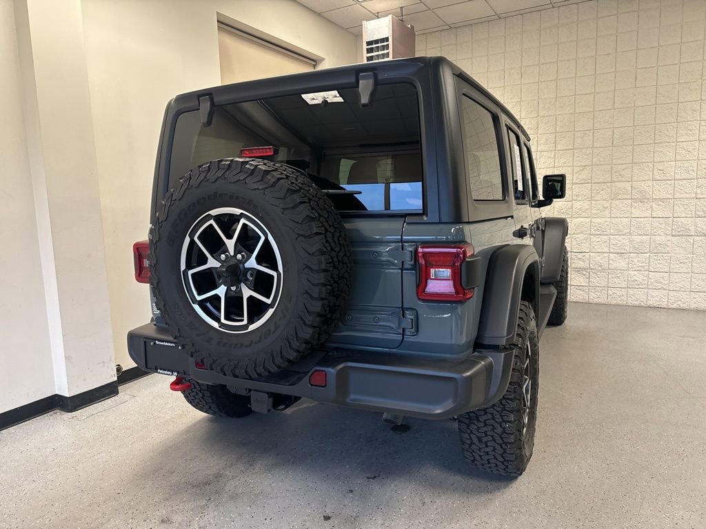Used 2024 Jeep Wrangler Unlimited Rubicon w/ Convenience Group image 6