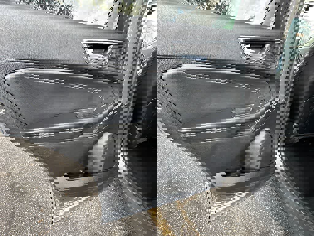 Certified 2024 Ford Edge Titanium image 12