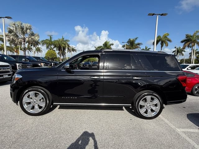 Certified 2024 Ford Expedition Platinum AWD/4WD image 4