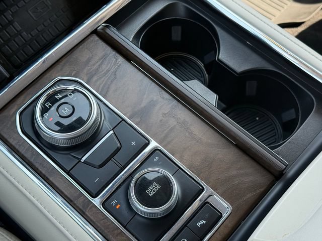 Certified 2019 Ford Expedition Platinum AWD/4WD image 16