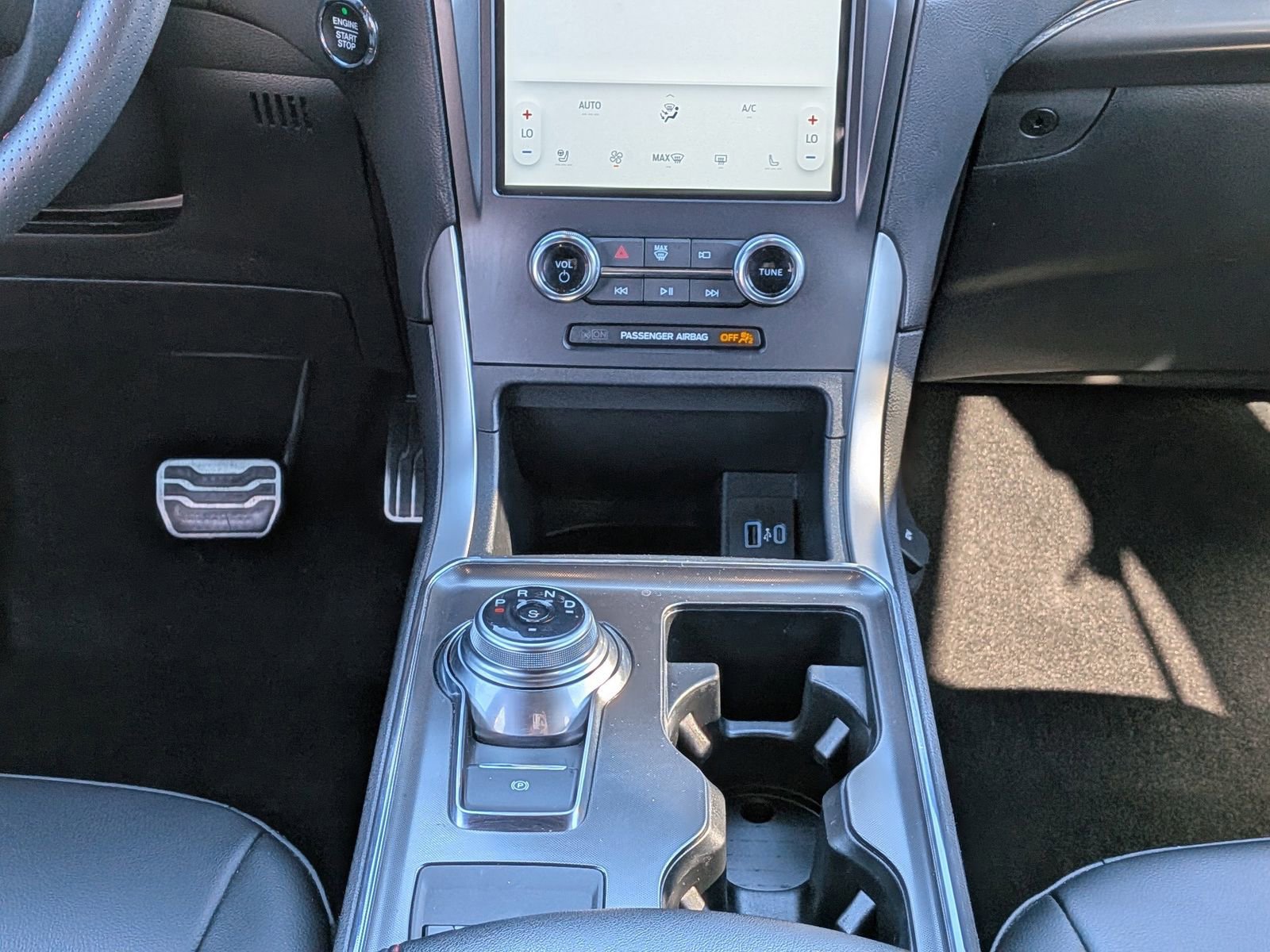 Certified 2024 Ford Edge ST-Line image 22