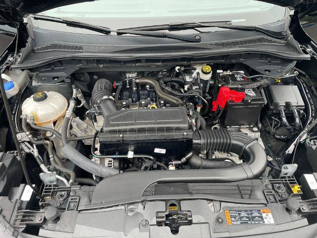 Certified 2023 Ford Escape Active AWD/4WD image 17