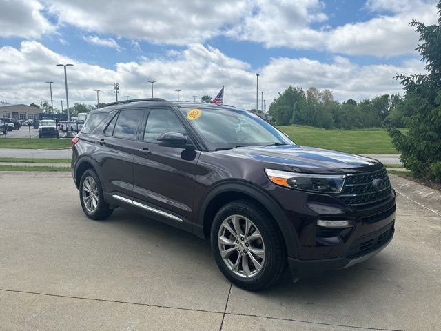 Certified 2023 Ford Explorer XLT w/ Equipment Group 202A AWD/4WD image 32