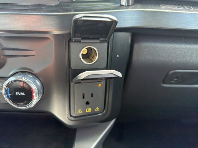 Certified 2024 Ford F350 Lariat w/ Lariat Ultimate Package AWD/4WD image 46