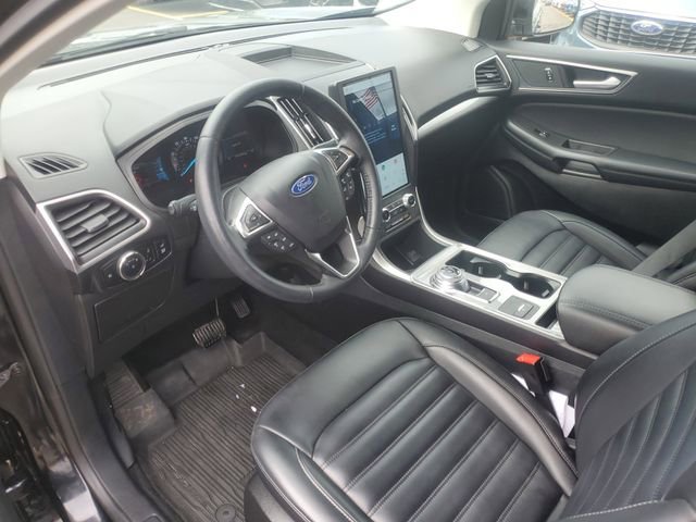 Certified 2024 Ford Edge SEL w/ Convenience Package AWD/4WD image 11