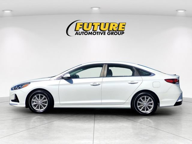 Used 2019 Hyundai Sonata SE FWD image 2