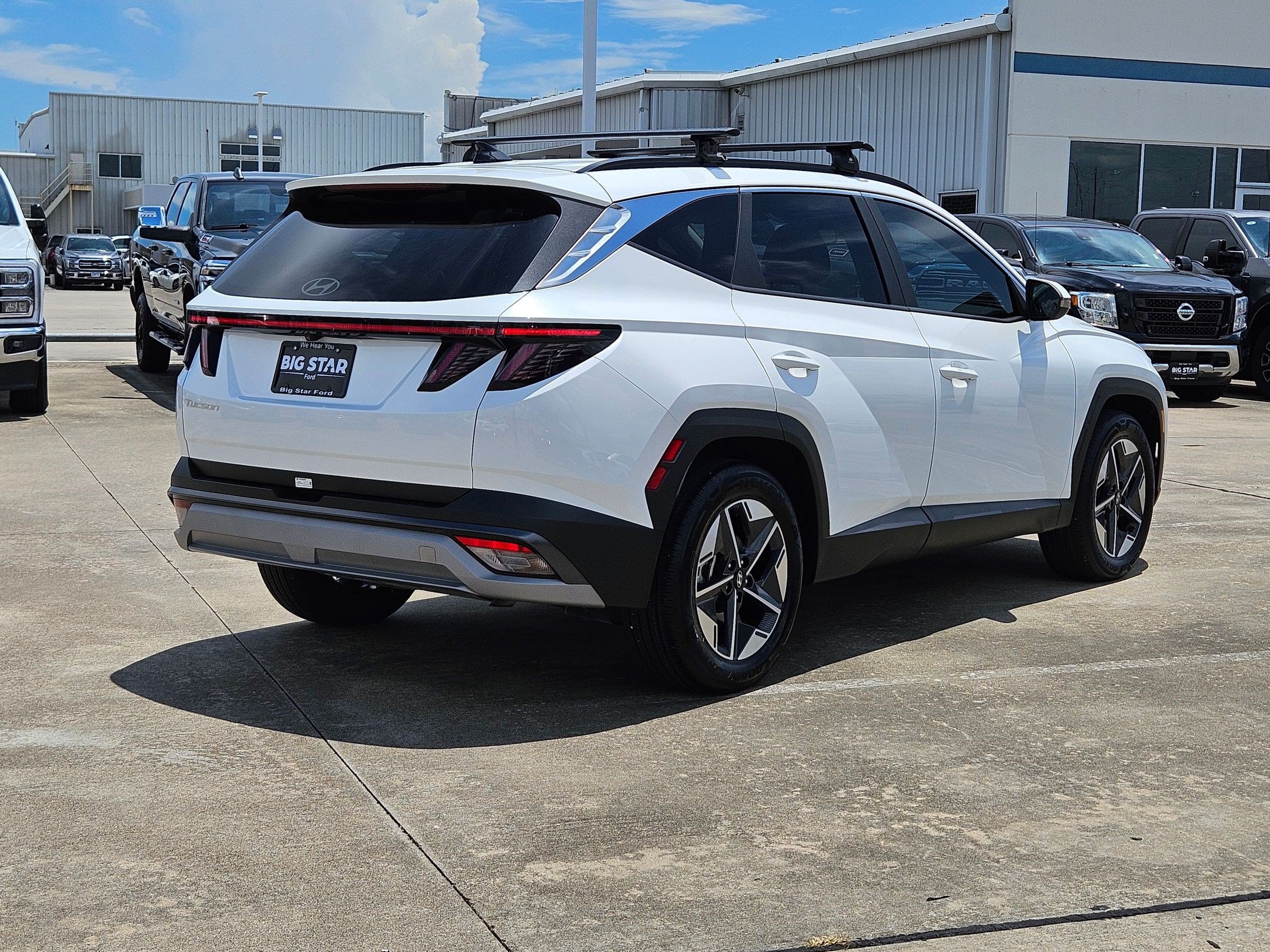 Used 2025 Hyundai Tucson SEL FWD image 3