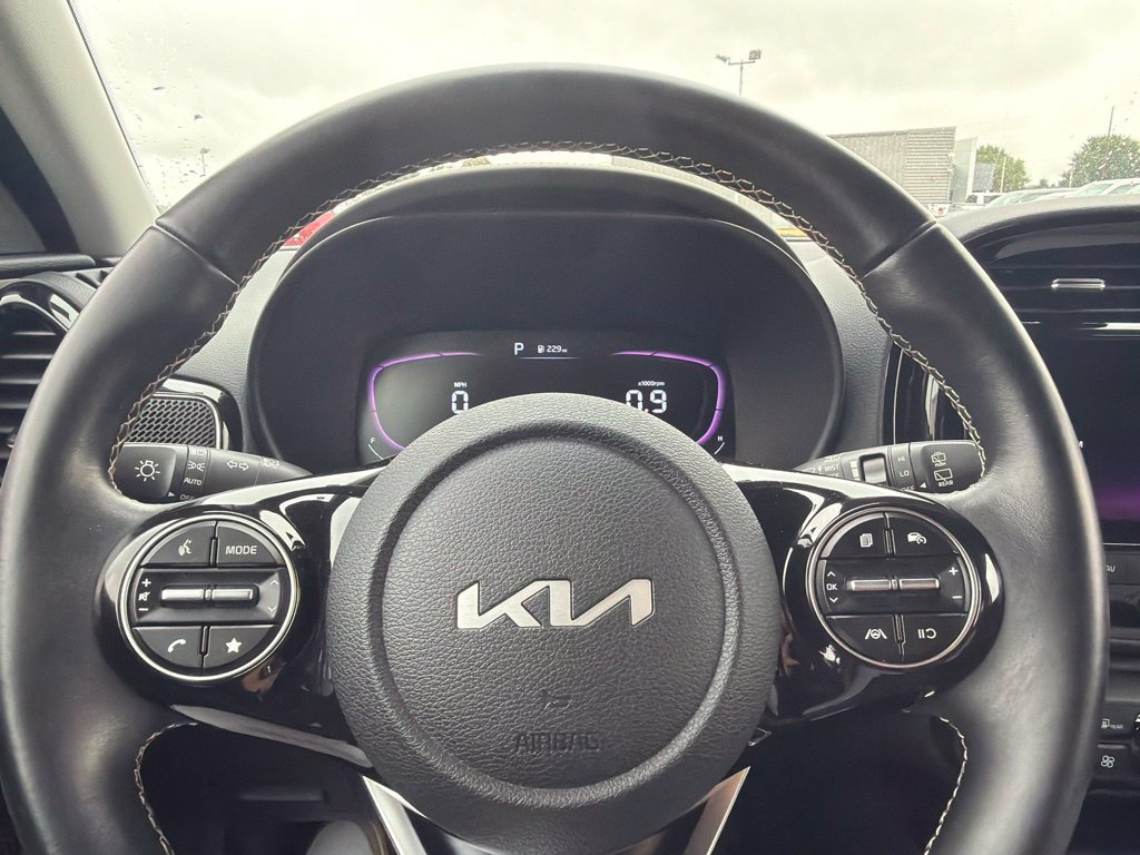 Used 2024 Kia Soul GT-Line FWD image 15