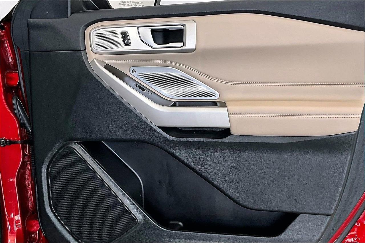 Certified 2024 Ford Explorer Limited w/ Limited Technology Package image 27