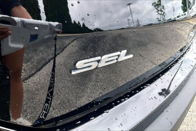 Certified 2024 Ford Edge SEL w/ Convenience Package AWD/4WD image 23