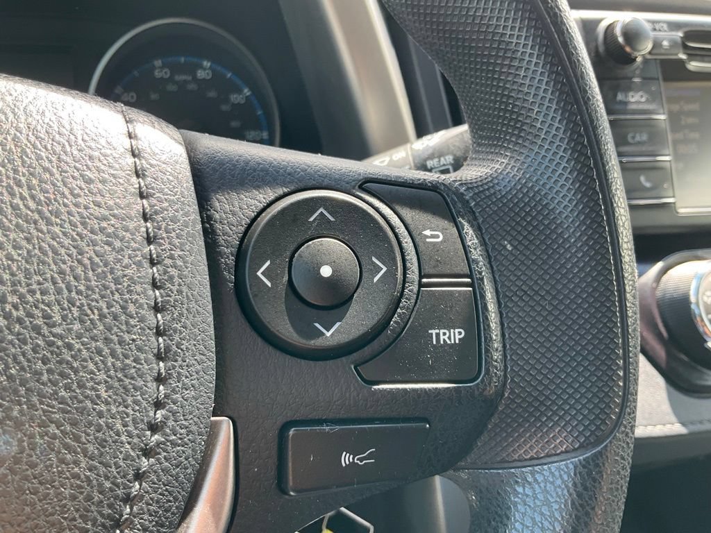 Used 2018 Toyota RAV4 LE w/ All Weather Liner Package AWD/4WD image 5